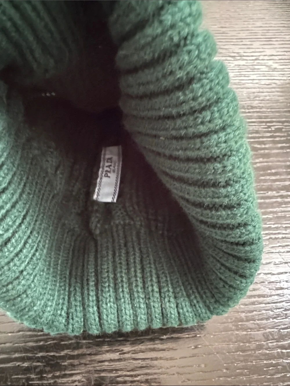 Green Cable-Knit Pom Pom Beanie